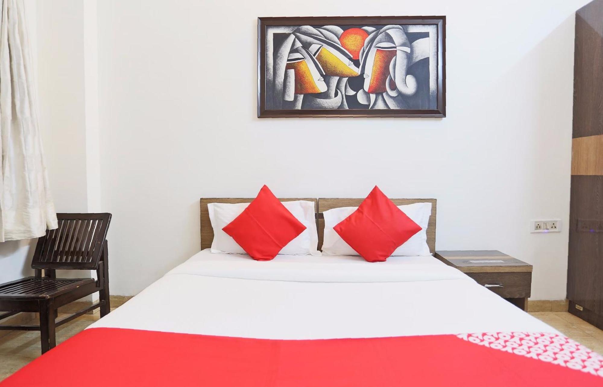 Hotel O New Raj Kamal Aurangabad  Exteriör bild